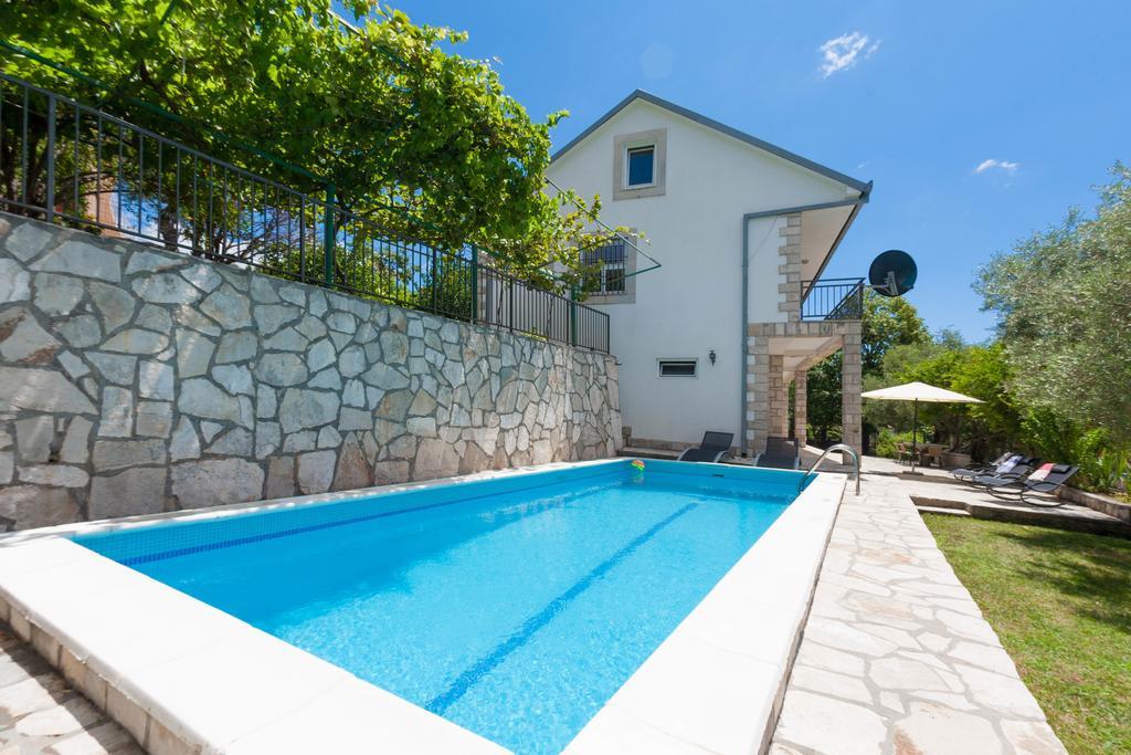 Olive Tree Villa Herceg Novi Eksteriør bilde