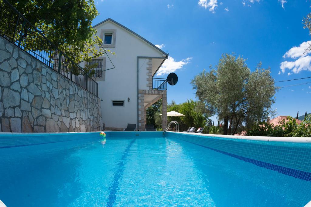 Olive Tree Villa Herceg Novi Eksteriør bilde